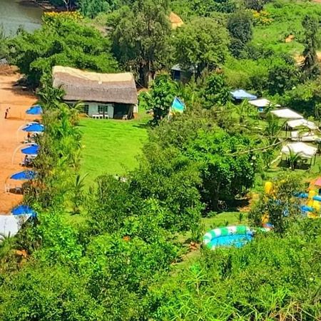 Ches Bay Resort Nangina Exterior photo