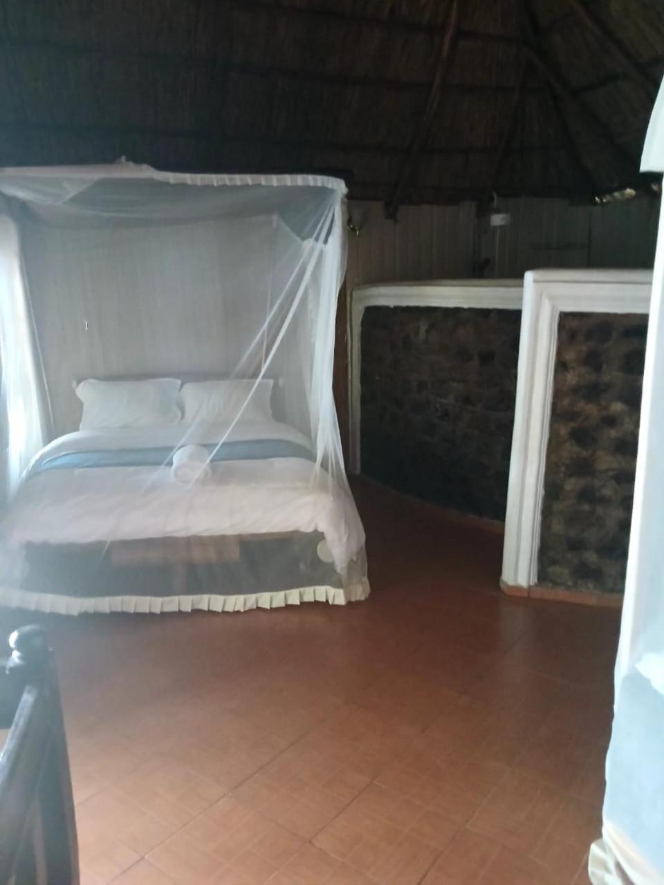 Ches Bay Resort Nangina Exterior photo